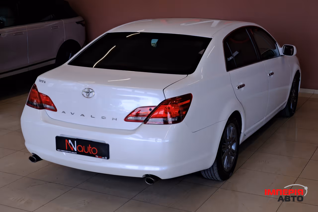 Toyota Avalon - фото 5
