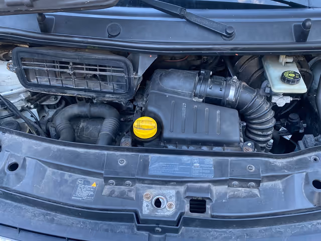 Opel Vivaro - фото 4