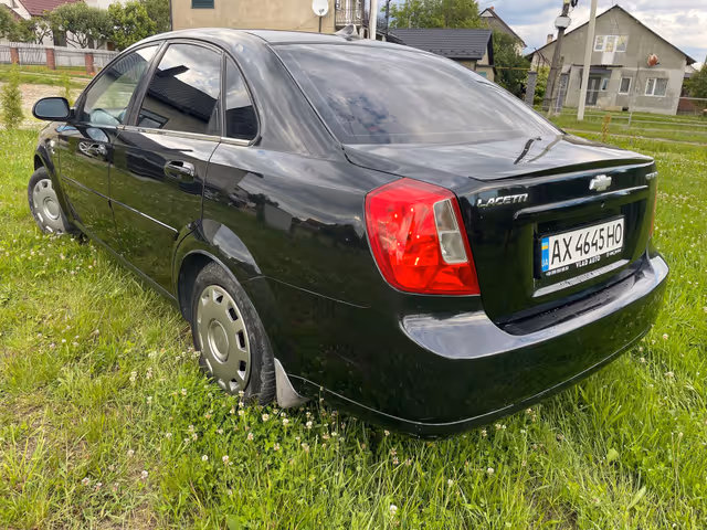 Chevrolet Lacetti - фото 3