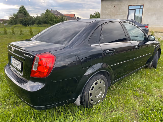 Chevrolet Lacetti - фото 5