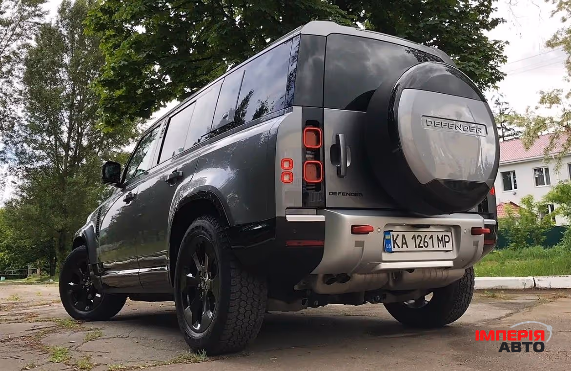Land Rover Defender - фото 9