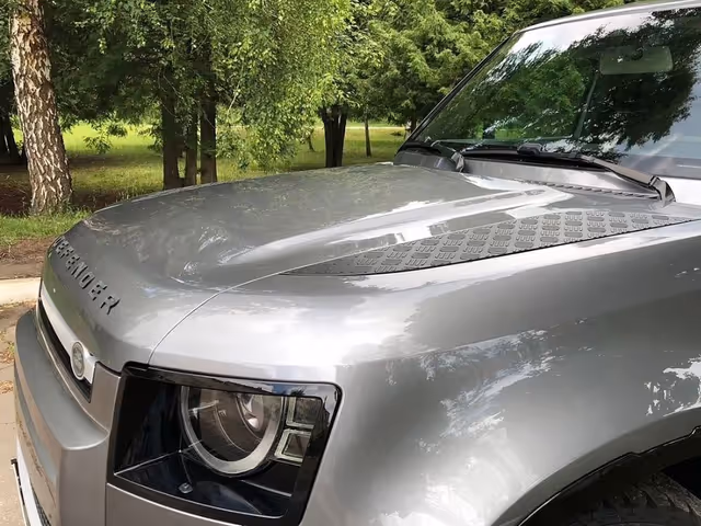 Land Rover Defender - фото 4