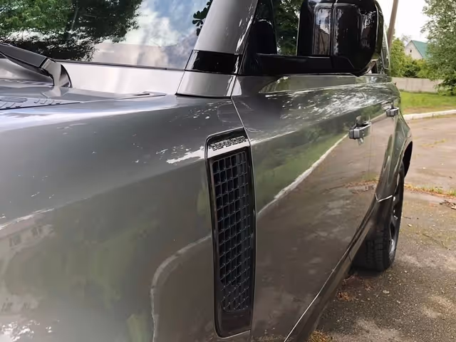 Land Rover Defender - фото 2