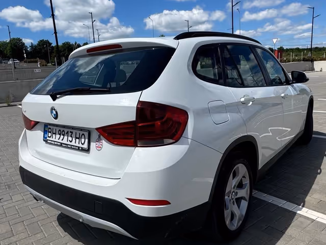 BMW X1 - фото 4