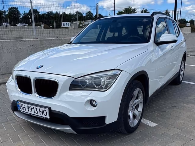 BMW X1 - фото 2