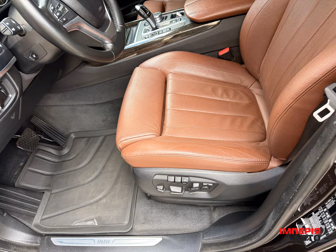 BMW X5 - фото 17