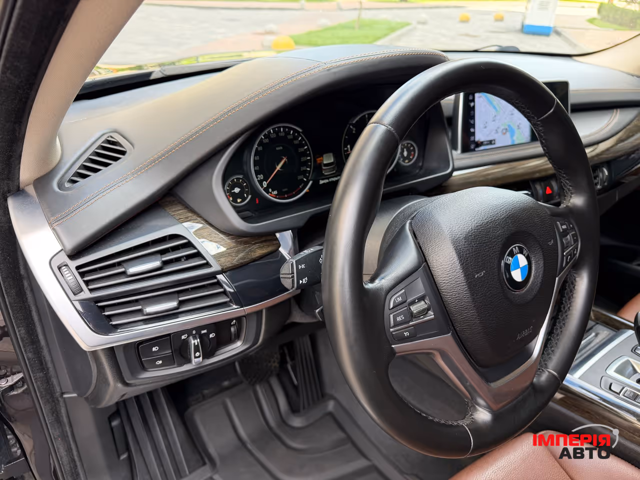 BMW X5 - фото 15