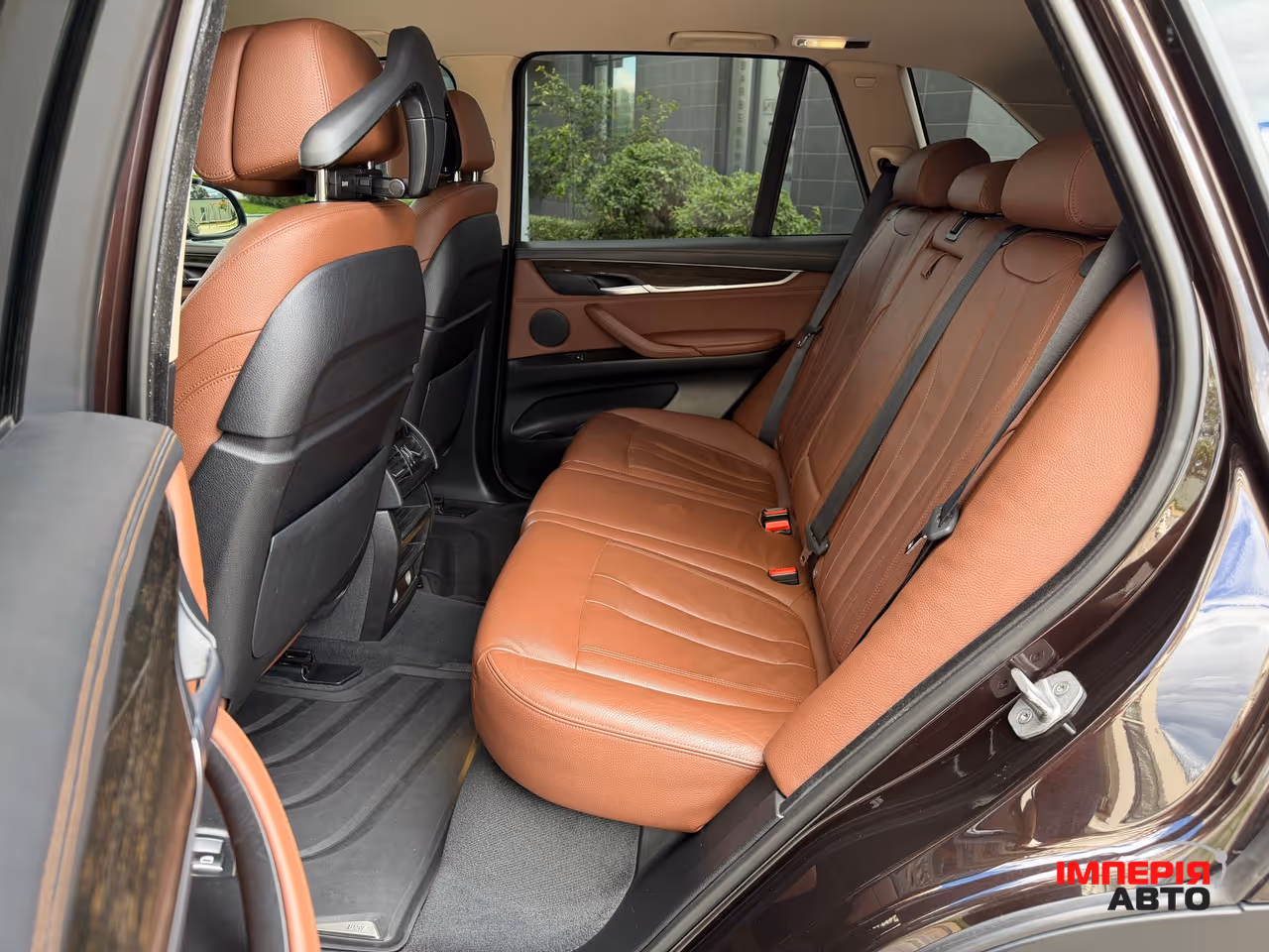 BMW X5 - фото 18