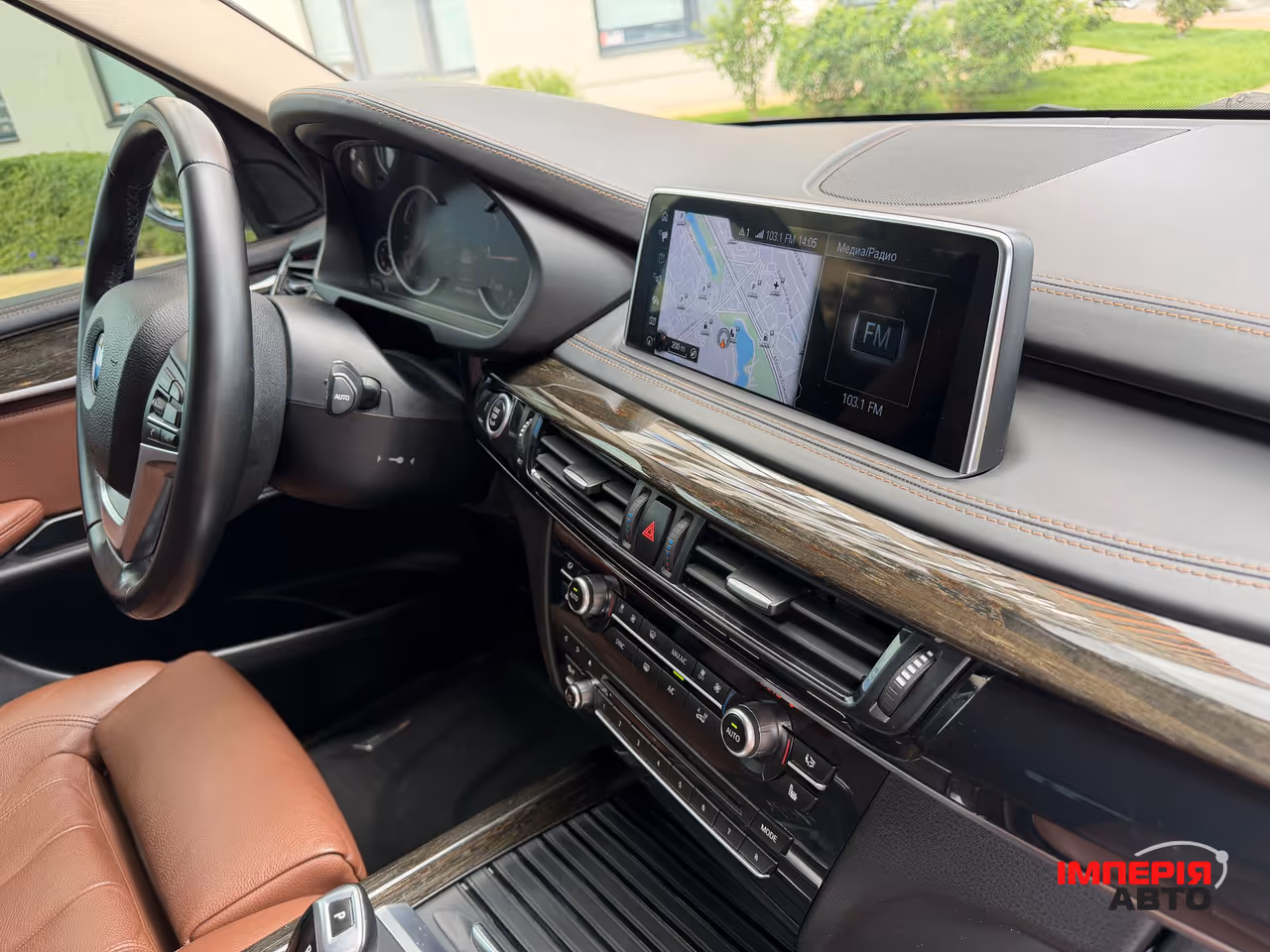 BMW X5 - фото 32