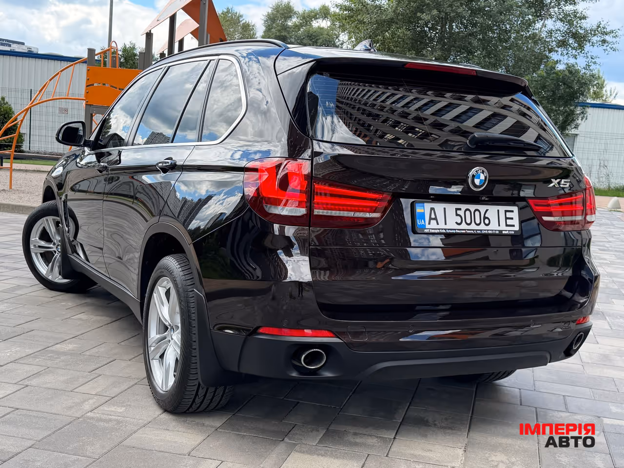 BMW X5 - фото 2