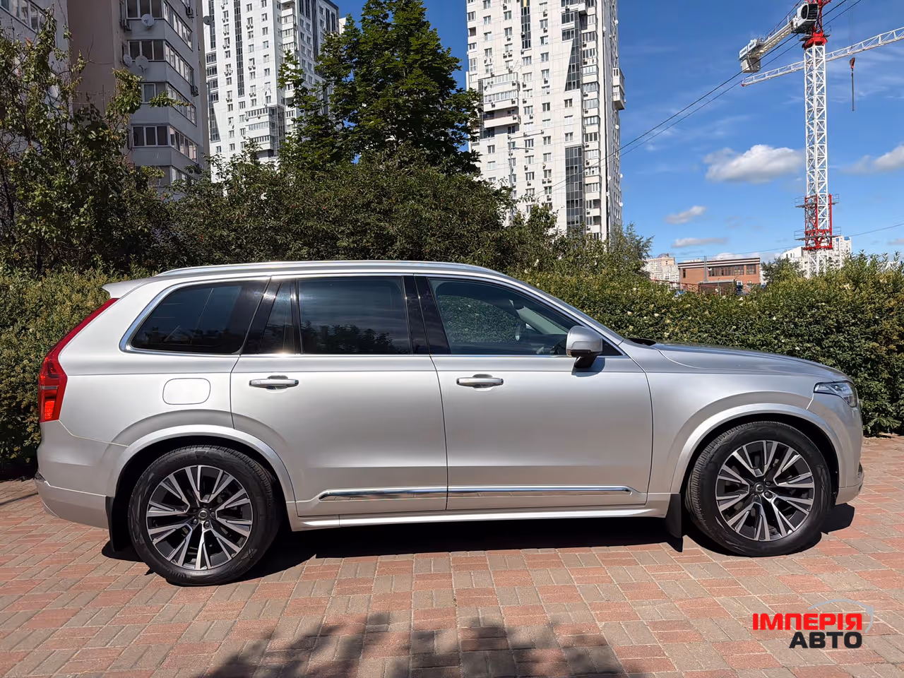 Volvo XC90 - фото 7