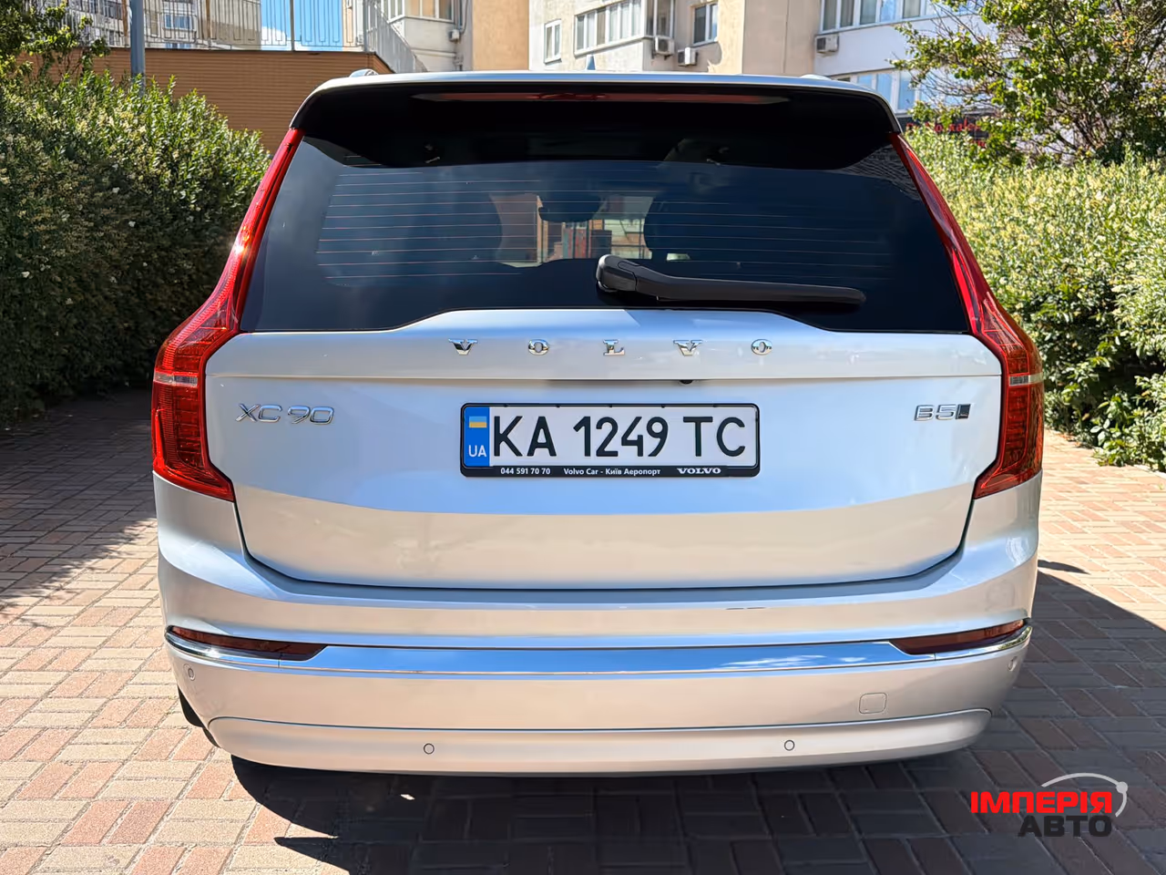 Volvo XC90 - фото 9