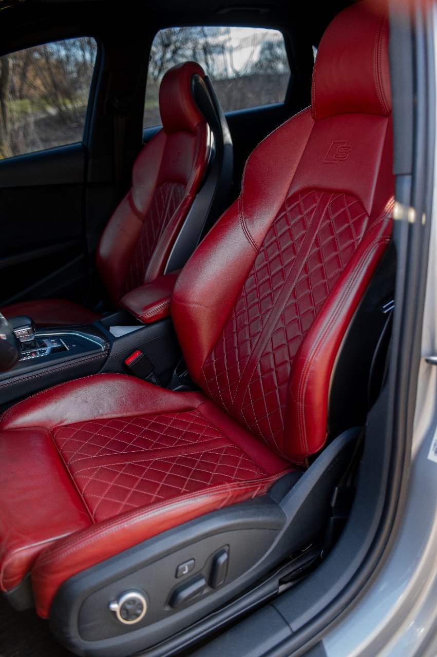 Audi S4 - фото 6