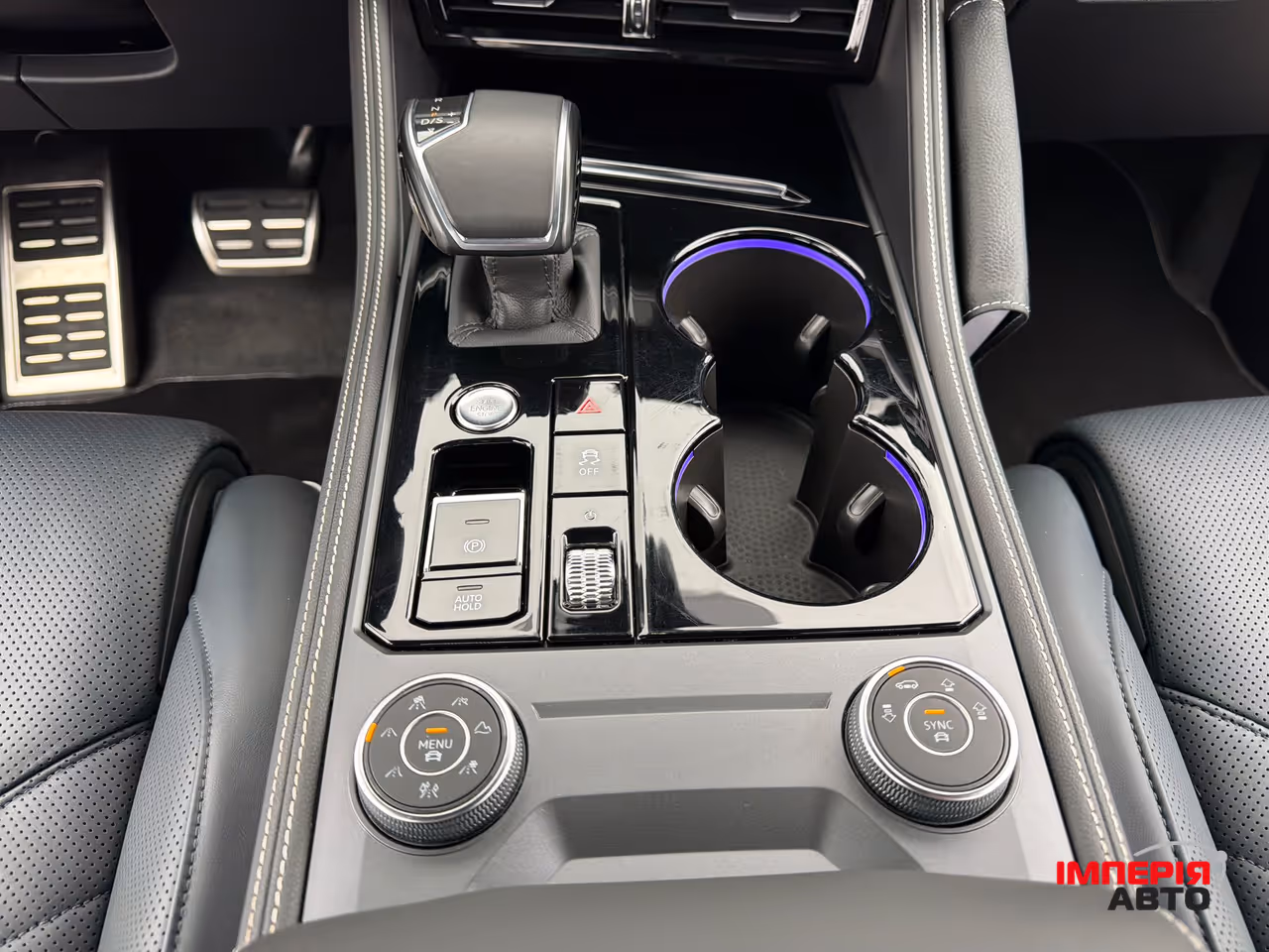 Volkswagen Touareg - фото 25