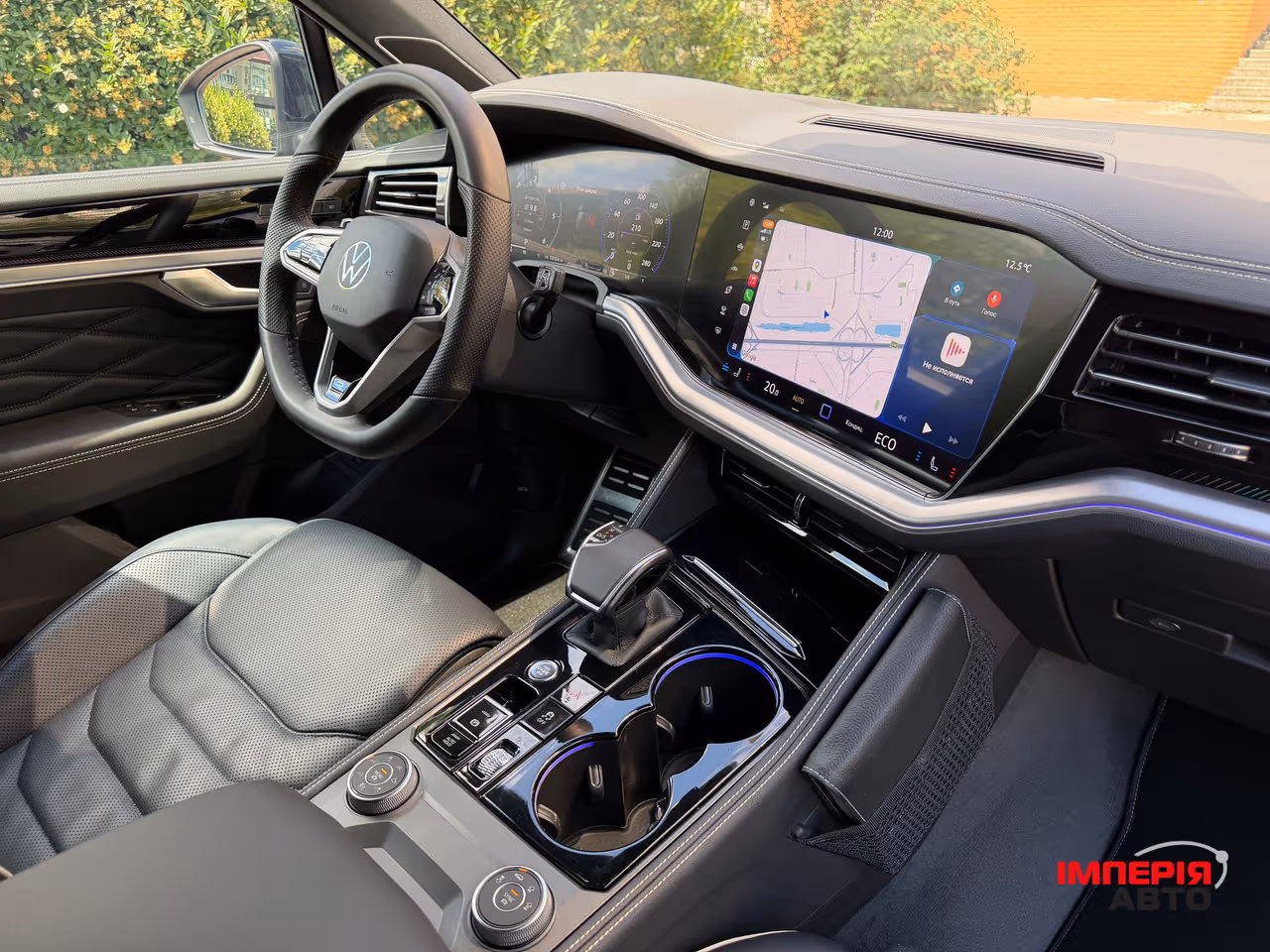 Volkswagen Touareg - фото 3