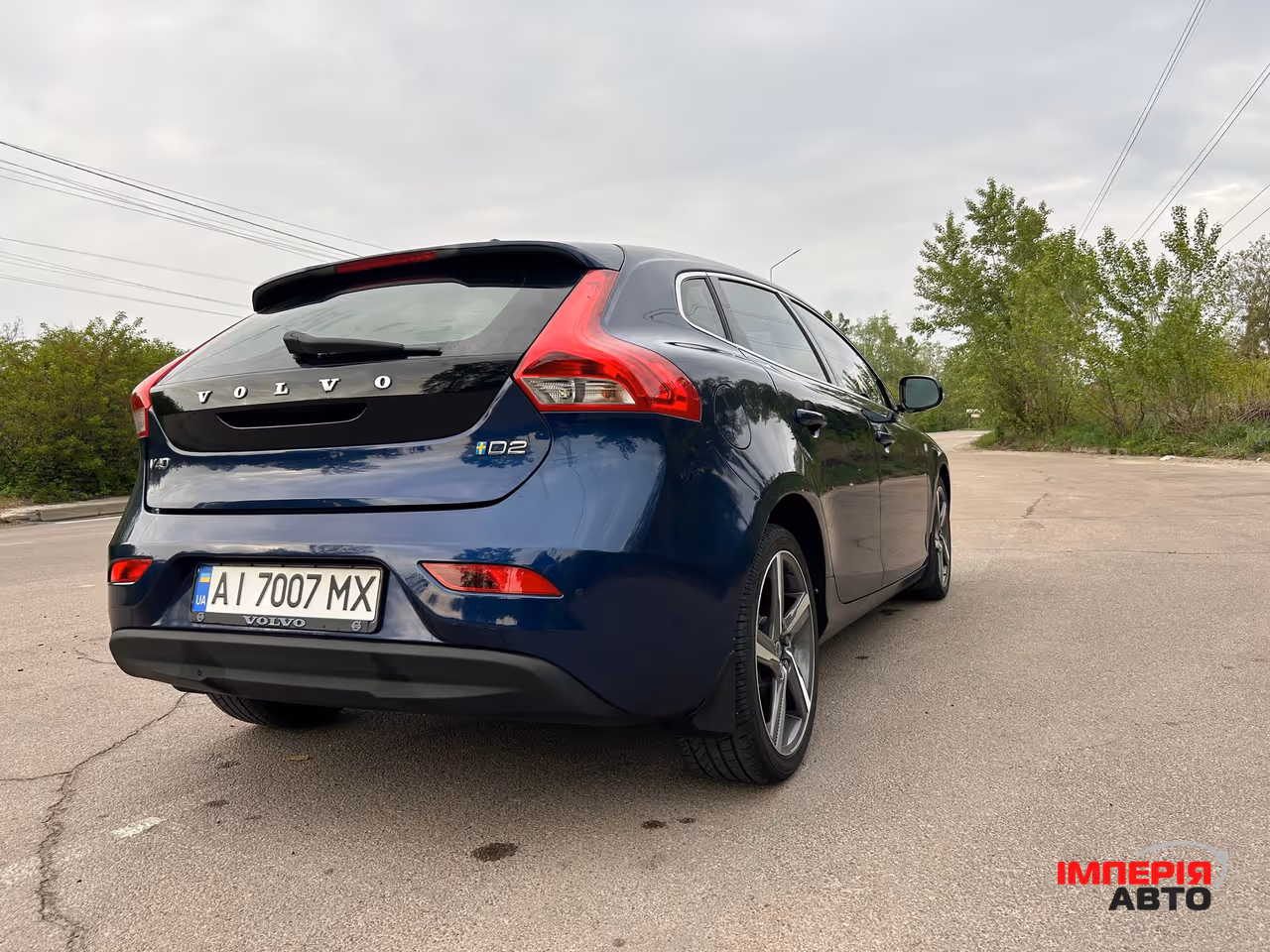 Volvo V40 - фото 6