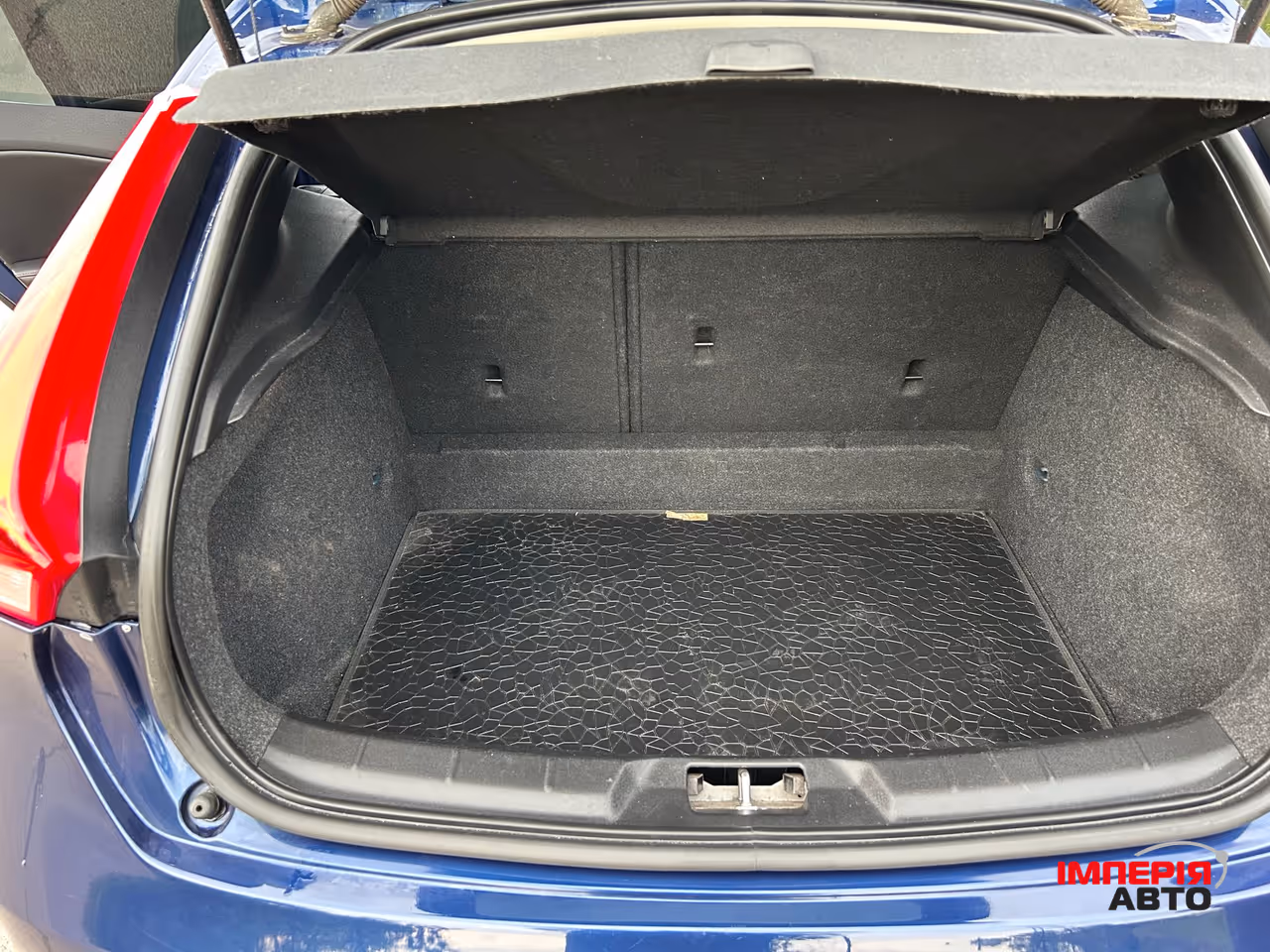 Volvo V40 - фото 27