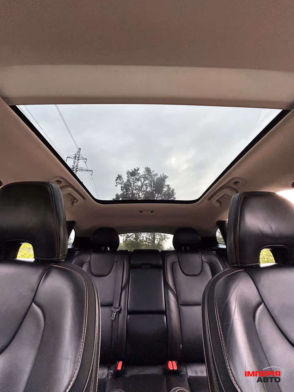 Volvo V40 - фото 23