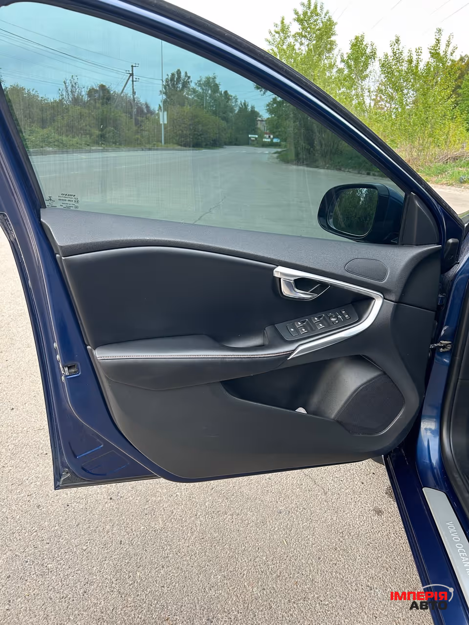 Volvo V40 - фото 11