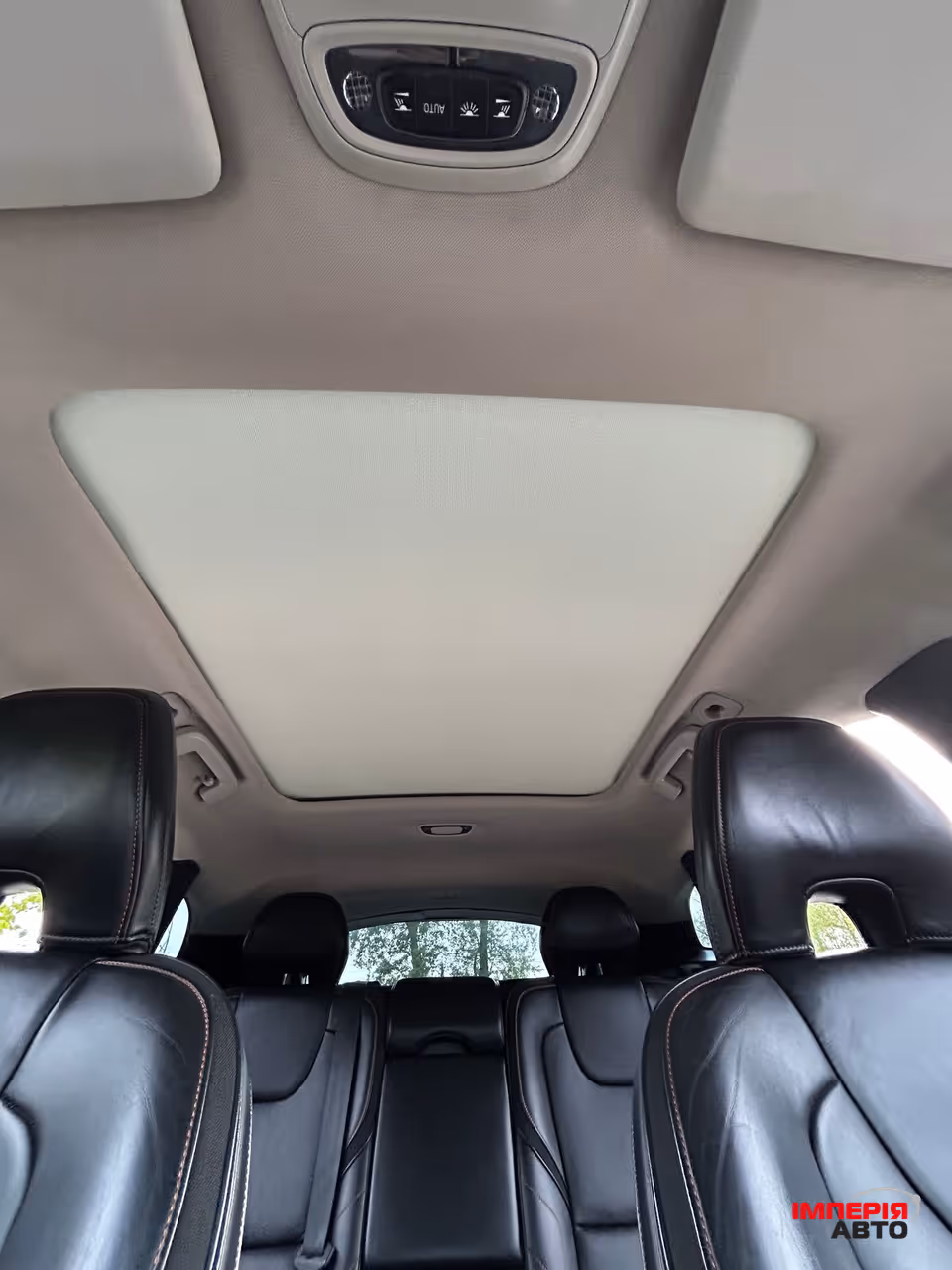 Volvo V40 - фото 21