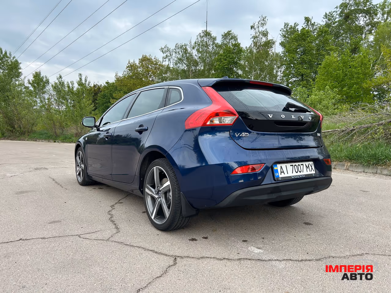 Volvo V40 - фото 4