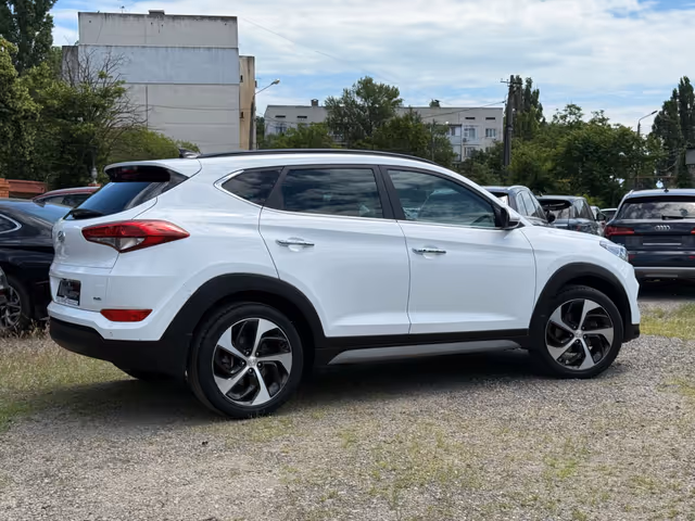 Hyundai Tucson - фото 2