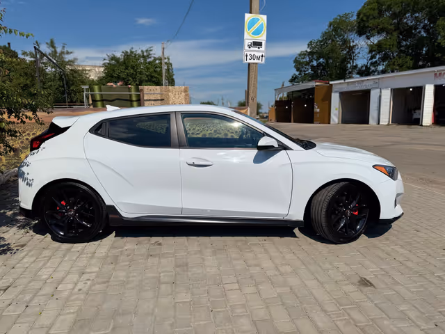 Hyundai Veloster - зображення 3