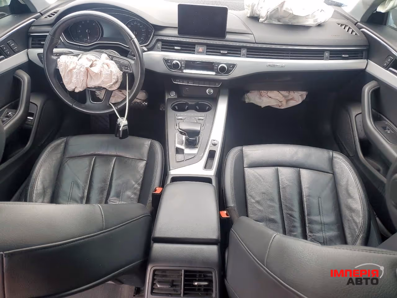 Audi A4 - фото 8