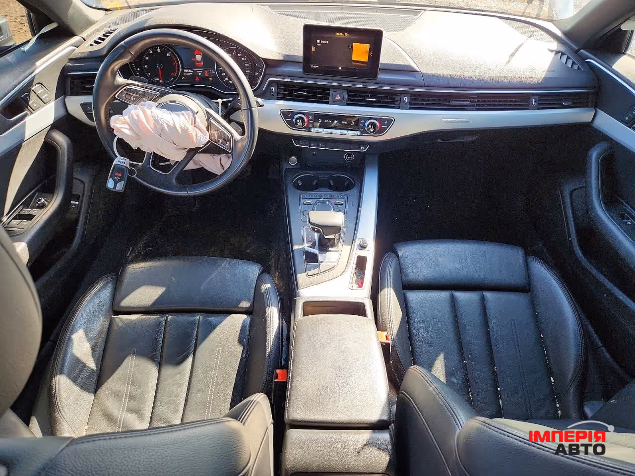 Audi A4 - фото 8