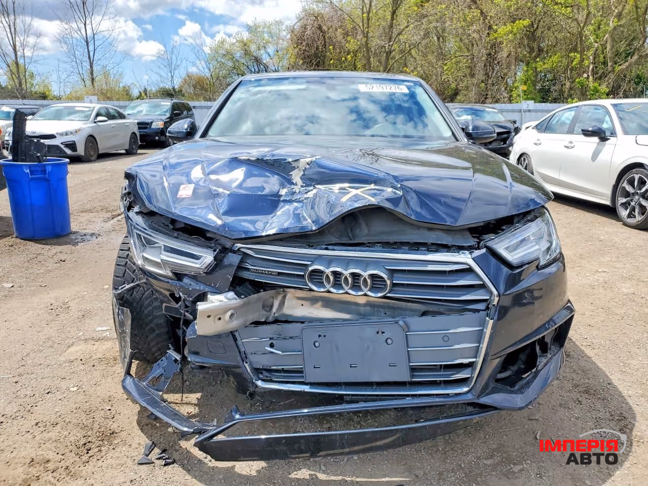 Audi A4 - фото 5
