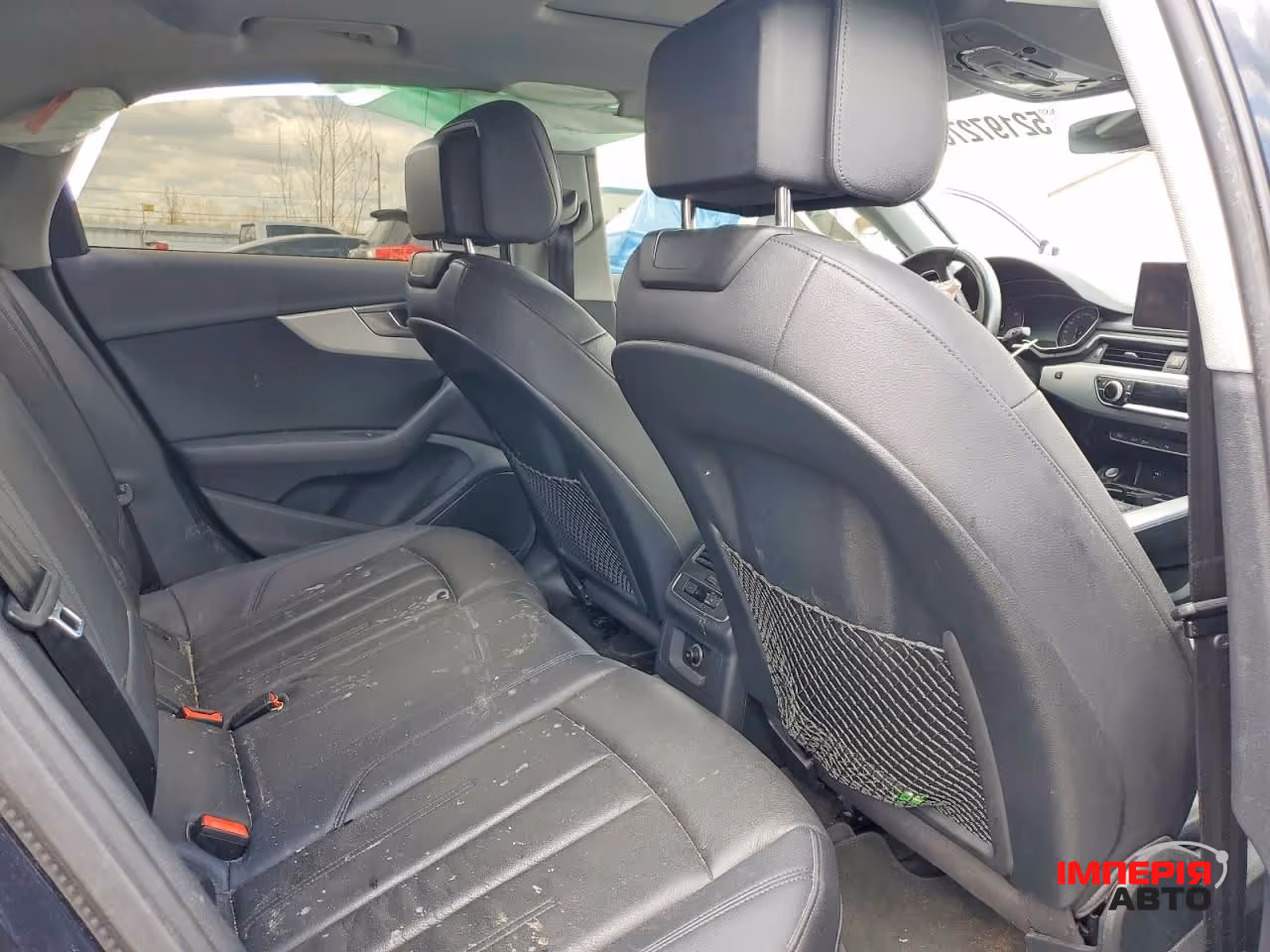 Audi A4 - фото 10
