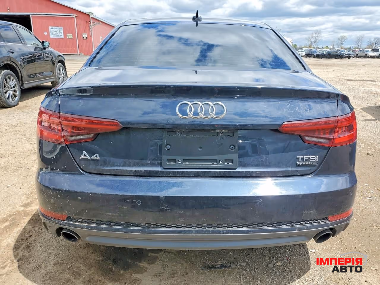 Audi A4 - фото 6