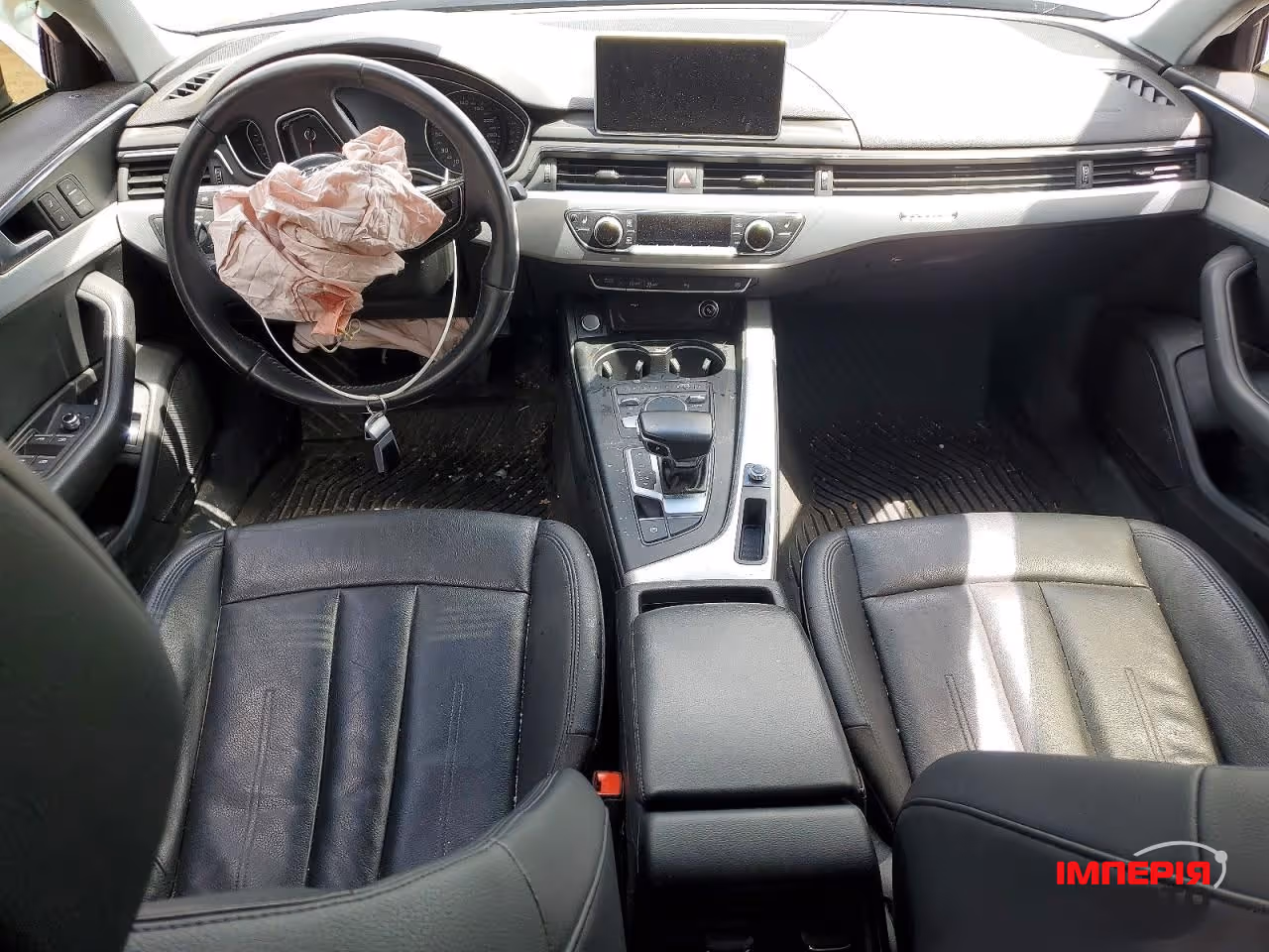 Audi A4 - фото 8