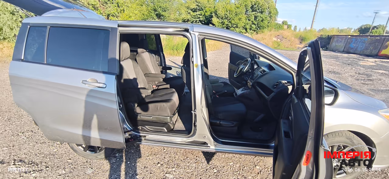 Mazda 5 - фото 5