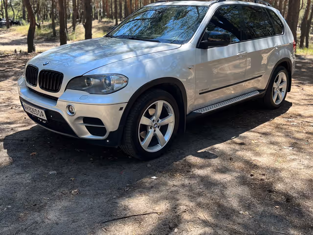 BMW X5 - фото 4