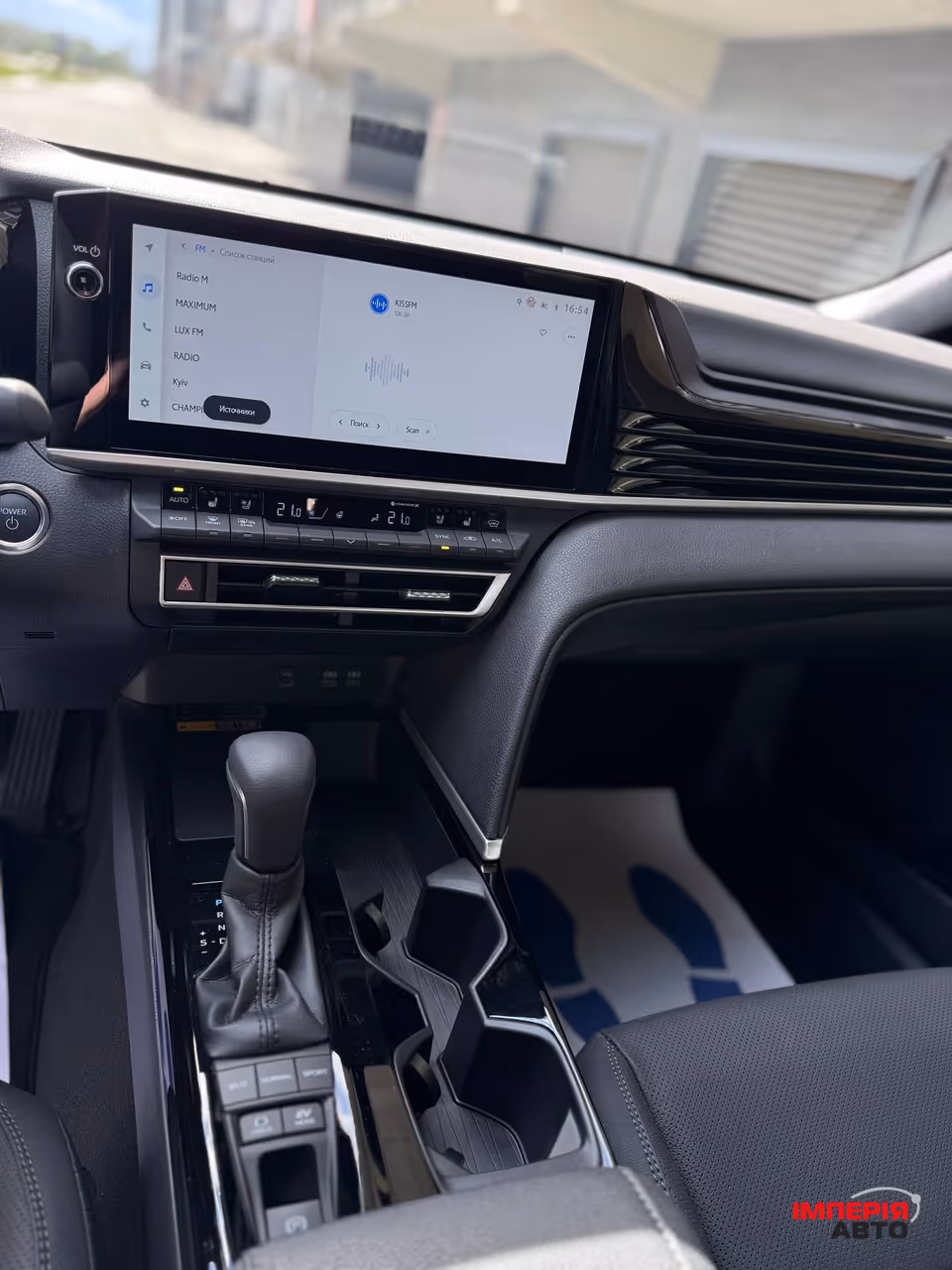 Toyota Camry - фото 11