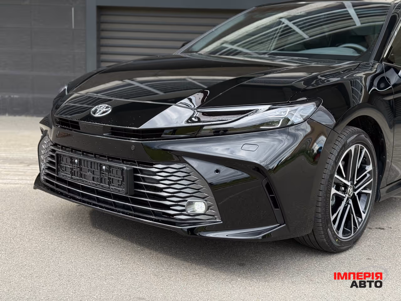 Toyota Camry - фото 6