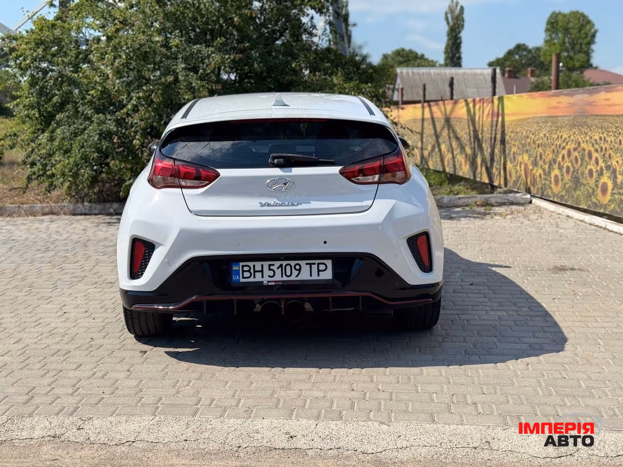 Hyundai Veloster - фото 2