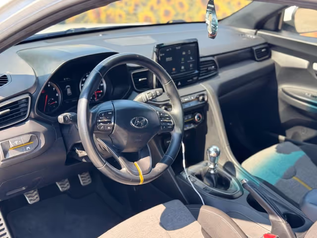 Hyundai Veloster - зображення 5