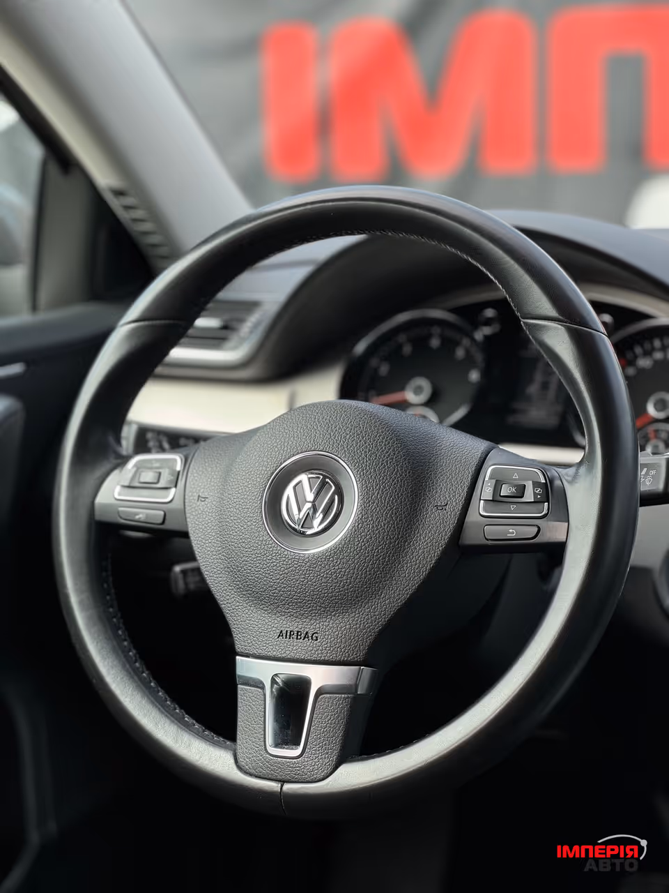 Volkswagen Passat - фото 6