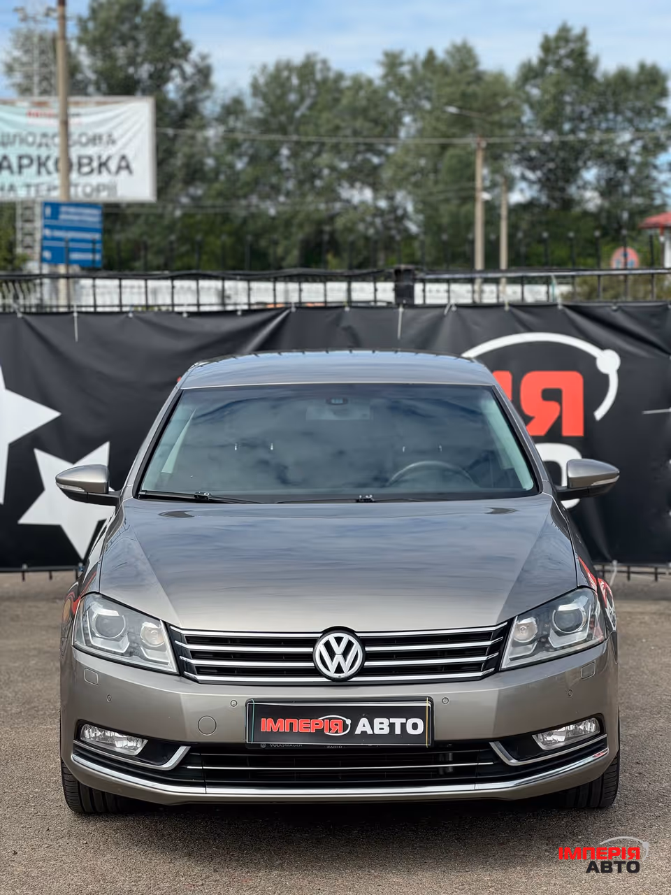 Volkswagen Passat - фото 2