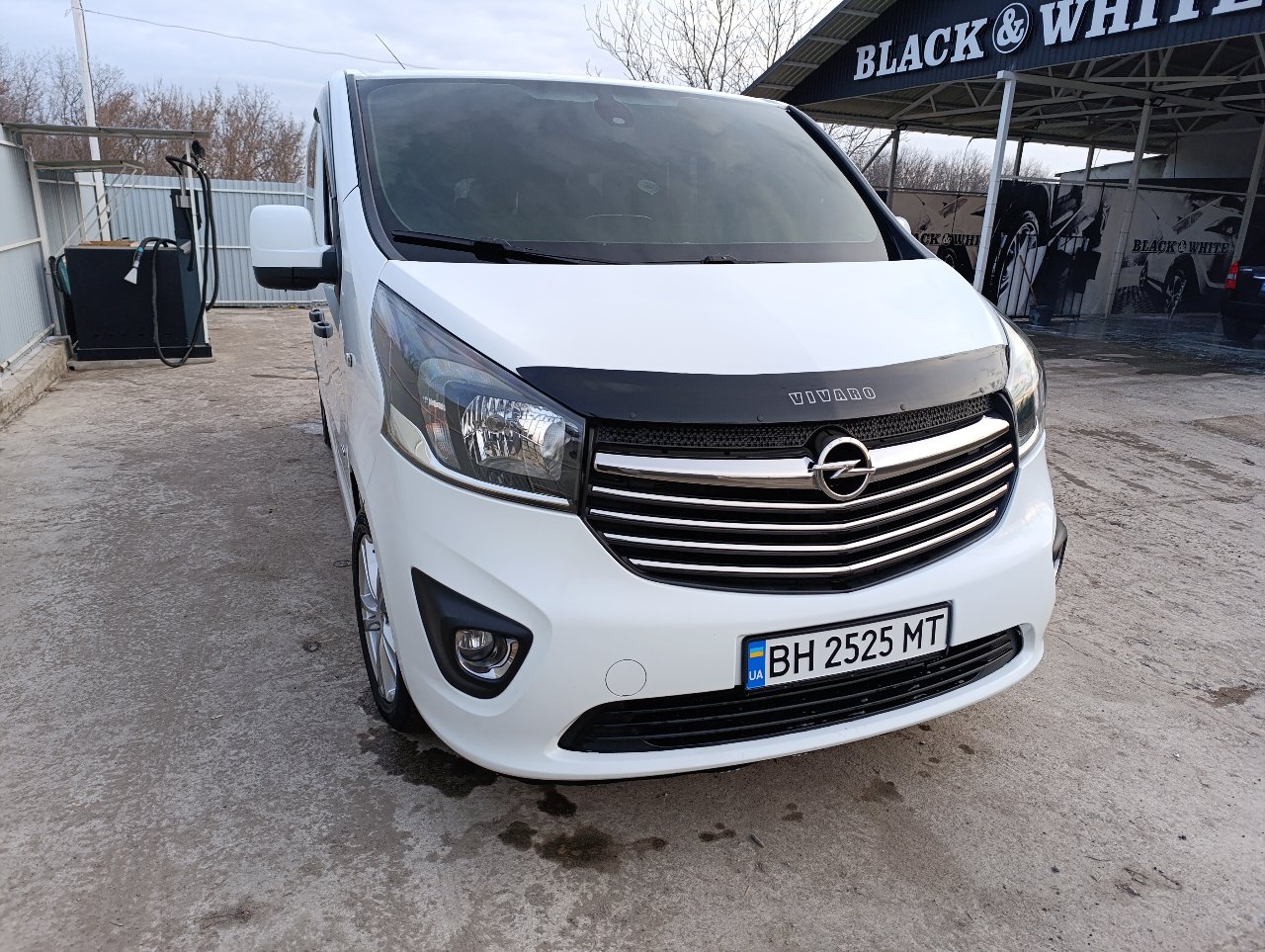 Opel Vivaro - фото 4