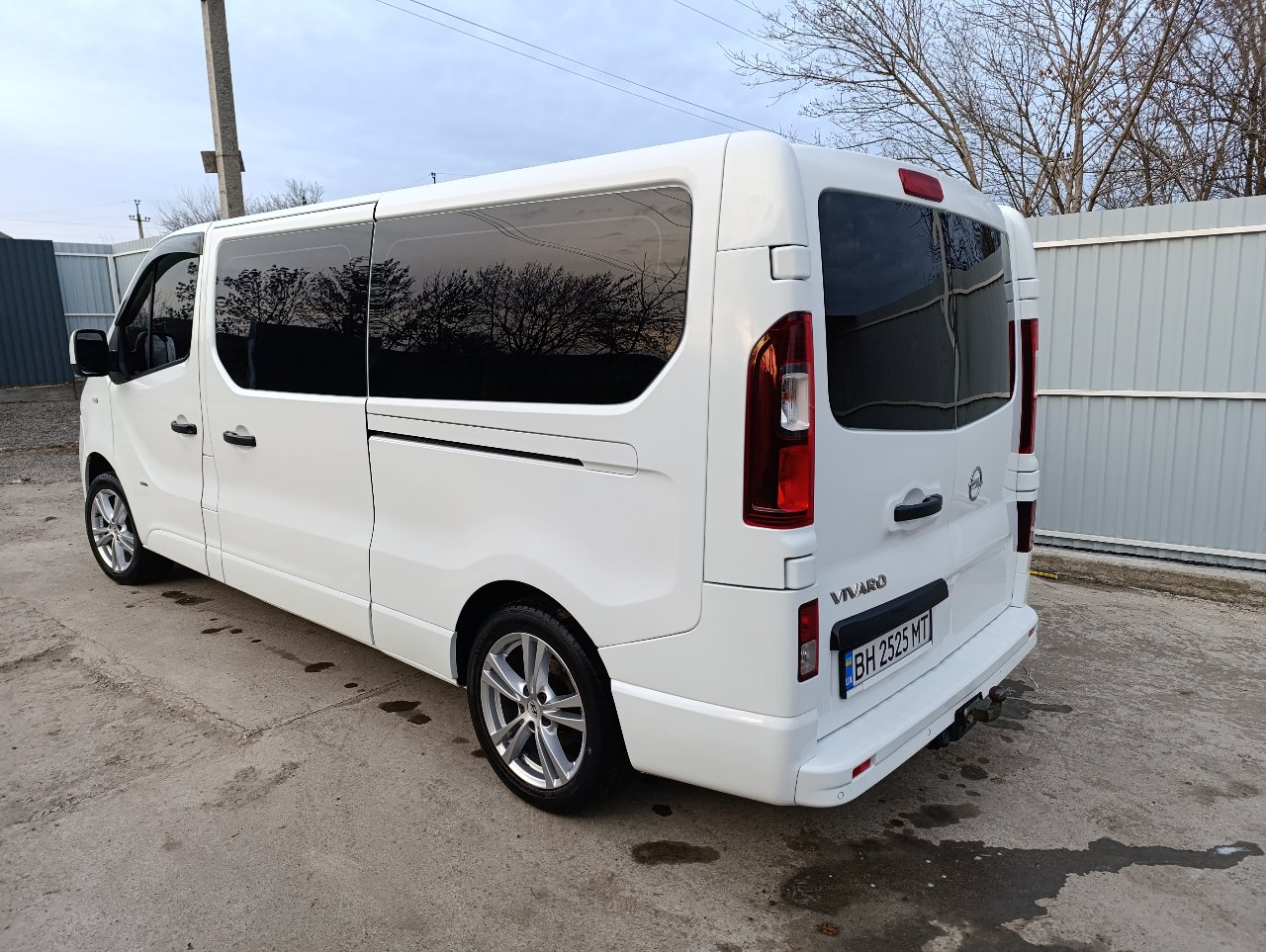 Opel Vivaro - фото 10