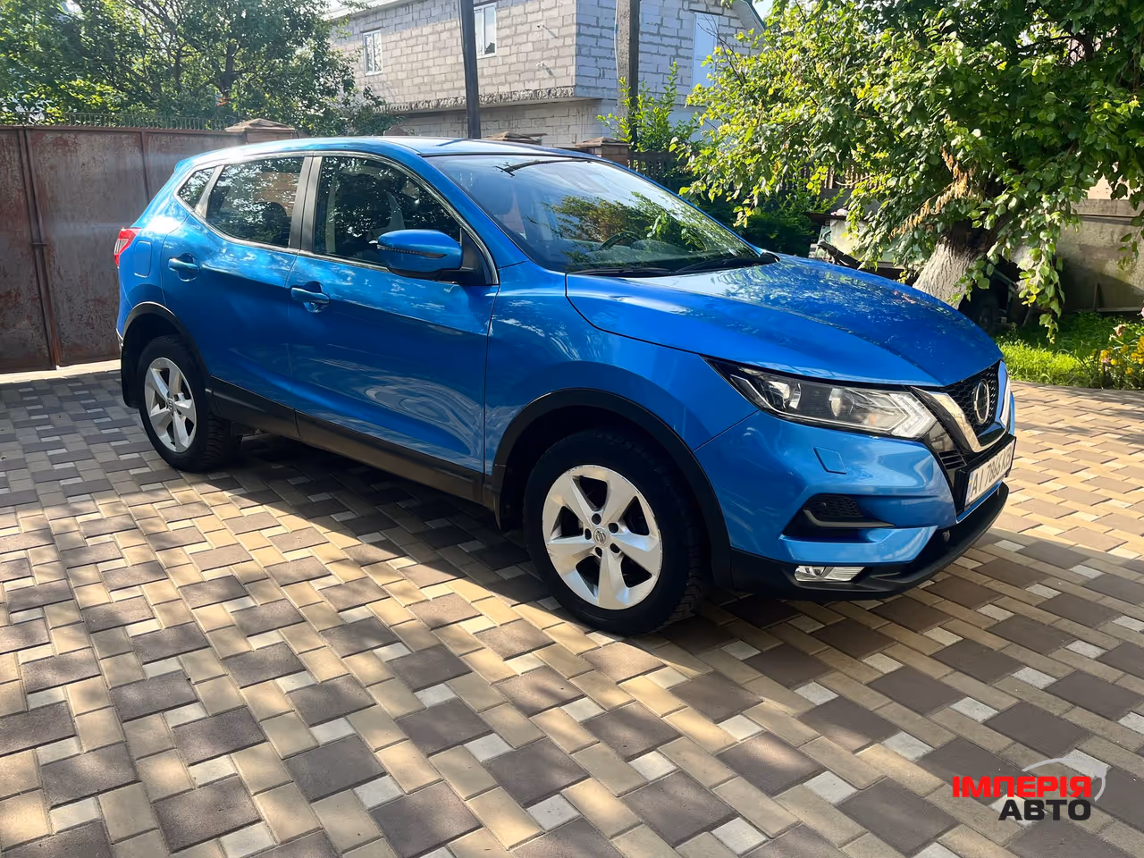 Nissan Qashqai - фото 1