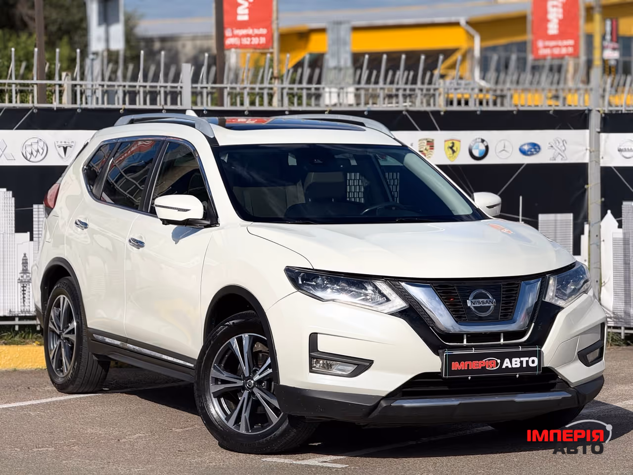 Nissan Rogue - фото 1