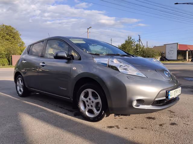 Nissan Leaf - фото 3
