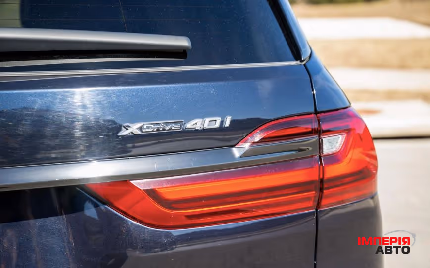 BMW X7 - фото 14