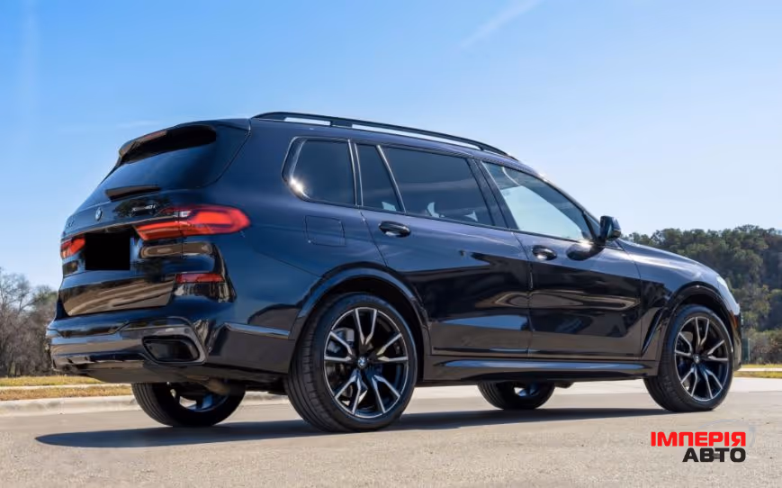 BMW X7 - фото 7