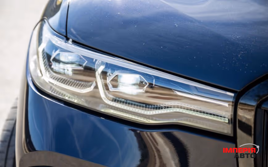 BMW X7 - фото 17