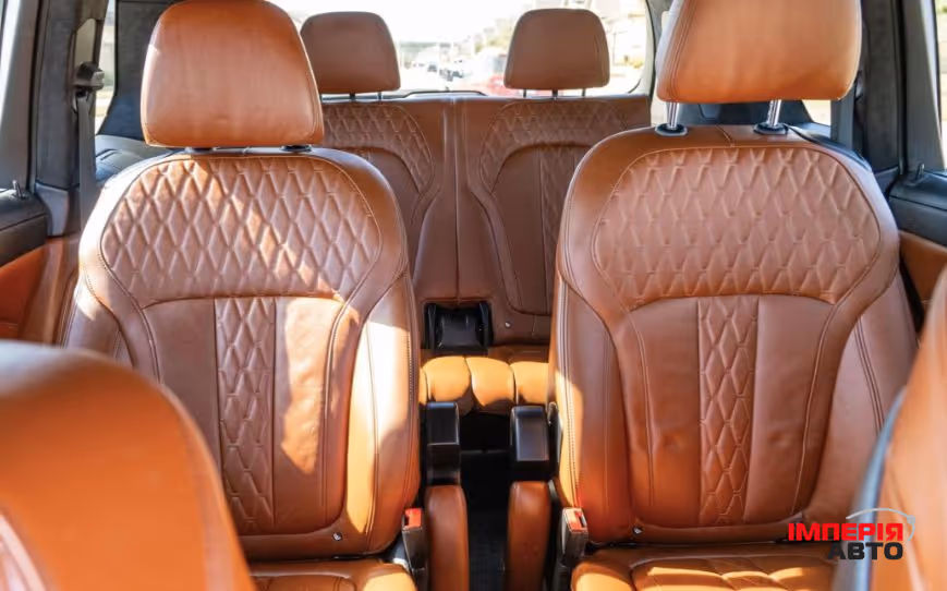 BMW X7 - фото 24